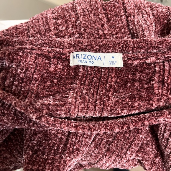 Arizona Jean company sweater in medium. - Picture 5 of 5